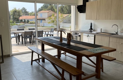 La Tranche-sur-Mer Casa | House 4 * pool / ocean and forest for 10 people