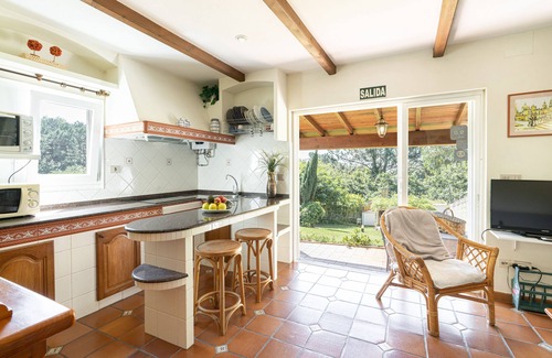 Boiro Cabaña | Casa 7 minutos andando de la playa con jardin y piscina