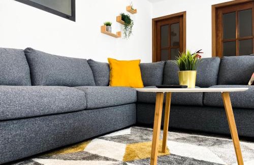 Pevidem Casa | House 9 Guimarães