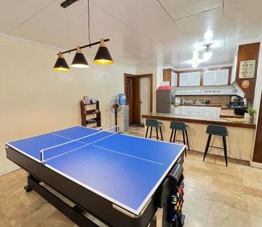 Matandang Balara Apartamento | HOUSE A - Bahay Bakasyunan in New intramuros Village, Old balara Q.C