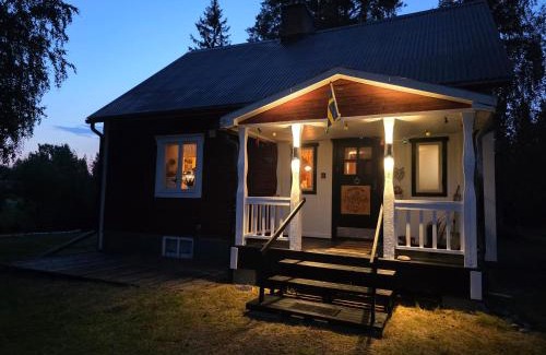 Blattnicksele Casa | House Arctic Wolf