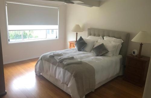 Gwandalan Casa | House Beside The Lake