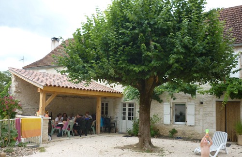 Pinsac Casa | Casa entre Quercy y Périgord con piscina cubierta, tranquila y relajante.