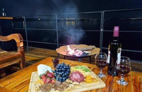 Brasilia Casa | House Boat "Faroeste Caboclo"