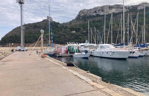 Poetto Apartamento | House boat V al Poetto 2 pax piu' 1