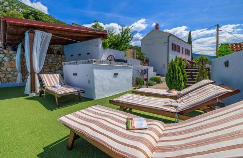 Tribalj Casa | House Bozica with sauna and pool