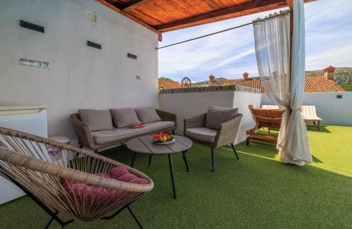 Tribalj Casa | House Bozica with sauna and pool