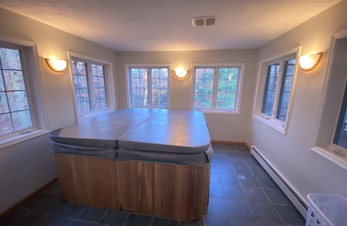 Pocono Summit Casa | House by a Stream 6BR/4BA w/ a Sauna & Hot Tub