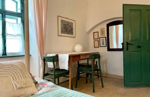 Crit Casa | House by the Church - entire house
