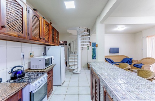 Zimbros Casa | Casa junto al mar, en la playa de Zimbros Aire acondicionado, wifi, para la familia.