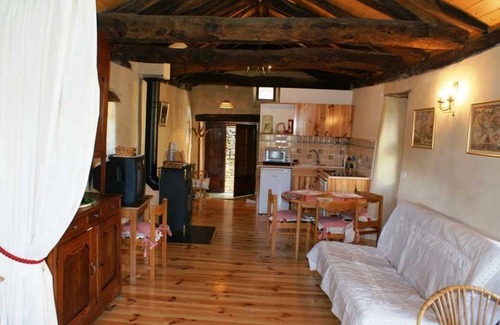 Navas Casa | LZG215 - Gîtes de France 2 épis 3 pers à Gabriac