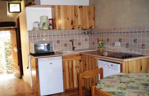 Navas Casa | LZG215 - Gîtes de France 2 épis 3 pers à Gabriac