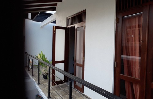 Malabe Casa | casa, casa de la ciudad, casa de la ciudad, manguera pequeña.