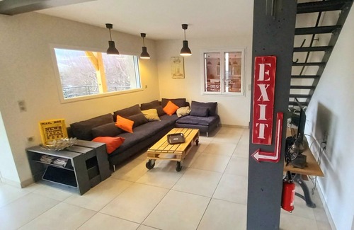 Villefranche-de-Panat Casa | Casa junto al lago, sauna, canoa para bicicleta de montaña