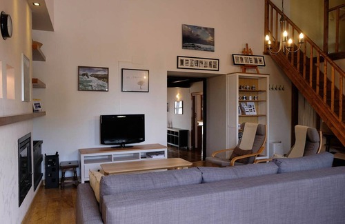 Distrito Rural Este Casa | Casa de pueblo adosada, en la zona rural de Gijón. Acogedora y tranquila.