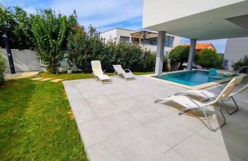 Banjole Casa | House Dusa