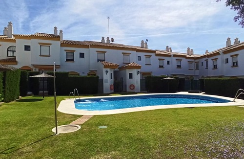 El Puerto de Santa Maria Cabaña | Casa para 8 en Las Redes, cerca de la playa