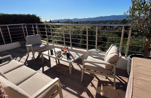 Frejus Casa | House-Exceptional view-Private estate LE CAPITOU with swimming pools