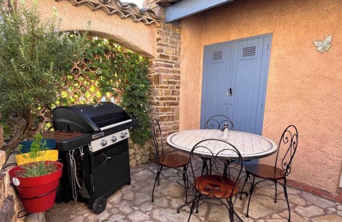 Frejus Casa | House-Exceptional view-Private estate LE CAPITOU with swimming pools
