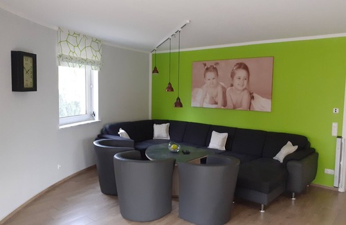 Wendisch Rietz Casa | Casa-Familiar-Baño para personas con movilidad reducida-vista al canal-Haus K...