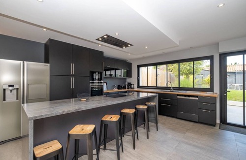 La Flotte Casa | House for 10 people in the center of La Flotte