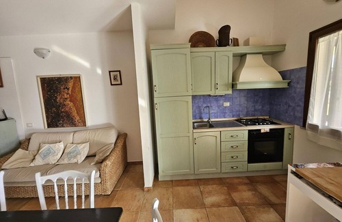 Castiadas Apartamento | City / Village Apartment en Masone Pardu con 4 habitaciones, capacidad 12