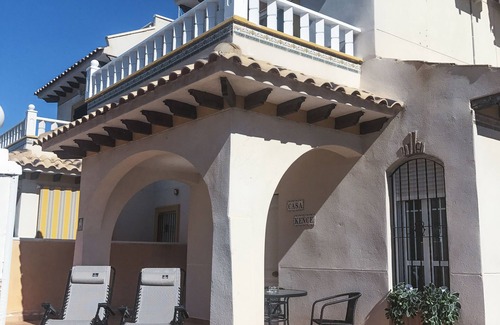 Orihuela Costa Casa | Casa Quattro para 4 personas cerca de golf y natación, en Cabo roig, cerca de Torrevieja, wifi