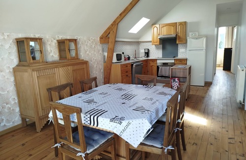Saint-Lunaire Casa | House for 6 people, 500m from the beach and shops. Pets allowed.