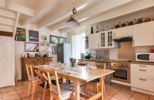 Bono Chalet De Esquí | Casa para 7 - 100m del puerto Le Bono