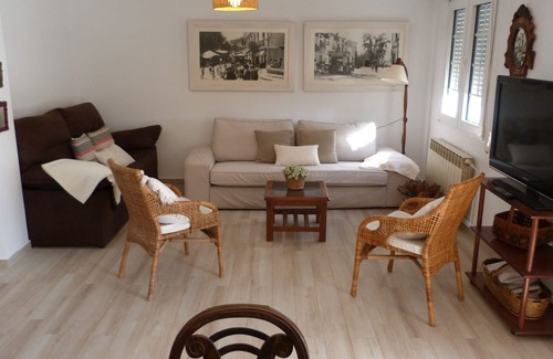 Castalla Villa | VILLA ENTREPINARES. 10 personas. Castalla Alicante. Piscina privada.