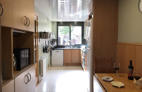 Abrera Casa | House for 8-9 people 25 min from Barcelona, Montserrat, Sitges, Penedes.