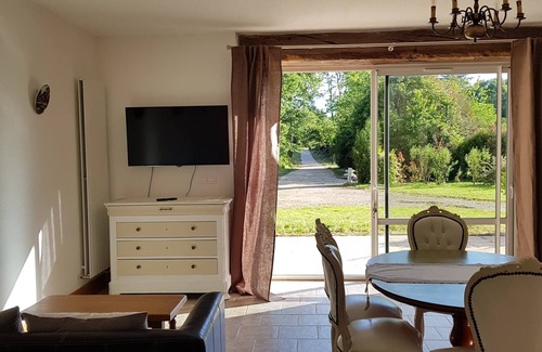 Chaumont-sur-Tharonne Casa | House for 15 people, in the heart of the Sologne, heated swimming pool.
