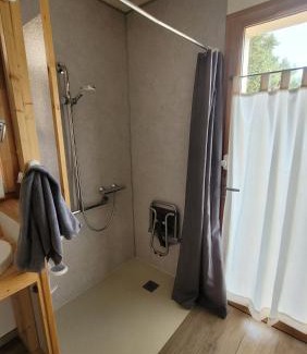 Chassiers Casa | House for people with reduced mobility 2 bedrooms "Ivy oaks"