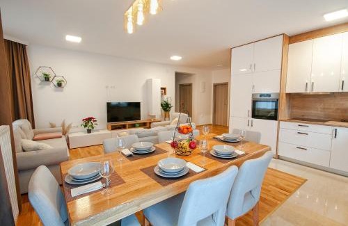 Smoljanac Apartamento | House Forest Queen