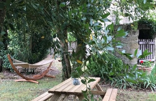 Castelnau-sur-Gupie Cabaña | House