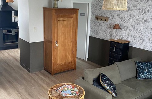 Saint-Christophe-du-Bois Casa | House in the center of a small town, 20 minutes from Puy du Fou!
