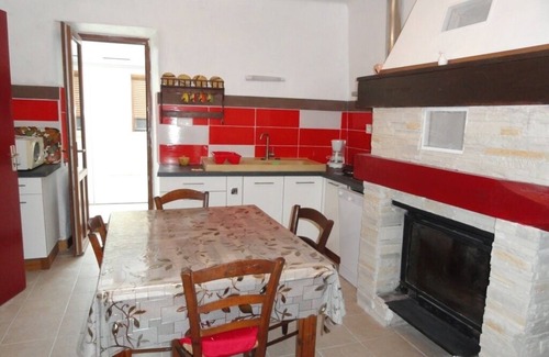 Saint-Germain-de-Calberte Casa | House