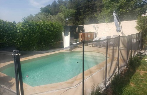 Gemenos Casa | House gemenos clim swimming pool close beaches 9 sleepings