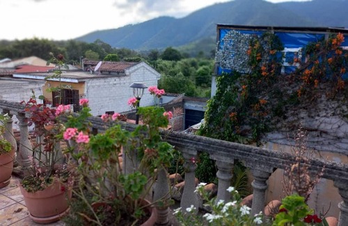 Antigua Guatemala Casa | Casa Quetzalli, En Antigua Guatemala a 2 cuadras de las ruinas de la Recolección