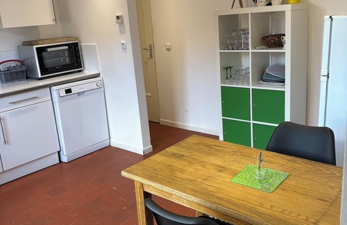 Recourt Casa | House ideal for family or employees 4 bedrooms, garden, garage, fireplace