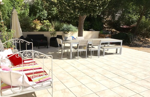 Cuges-les-Pins Villa | Casa en Cuges les Pins, calma absoluta en la colina, con piscina