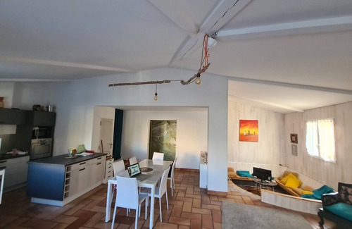 Les Salles-sur-Verdon Casa | House in the heart of the village 500 m from the lake