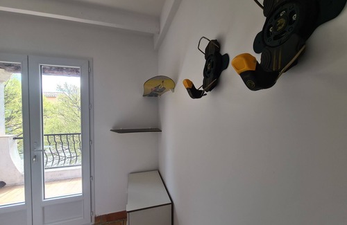 Les Salles-sur-Verdon Casa | House in the heart of the village 500 m from the lake