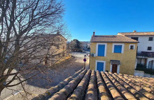 Les Salles-sur-Verdon Casa | House in the heart of the village 500 m from the lake