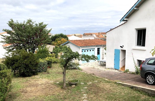 Saint-Trojan-les-Bains Villa | House in the heart of the village 5 minutes from the beach and the market