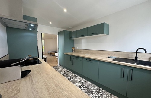 Le Mans Casa | Casa tranquila con terraza y estacionamiento