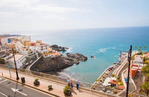 Puerto de Santiago Casa | Casa en Puerto Santiago, a 100 metros de la playa!
