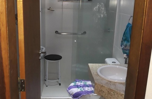 Salvador Casa | Casa en zona tranquila