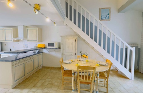 La Couarde-sur-Mer Casa | House in residence close to beaches and shops