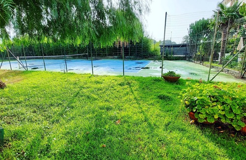 Calatabiano Apartamento | House in residence with swimming pool, tennis court and playground near Taormina